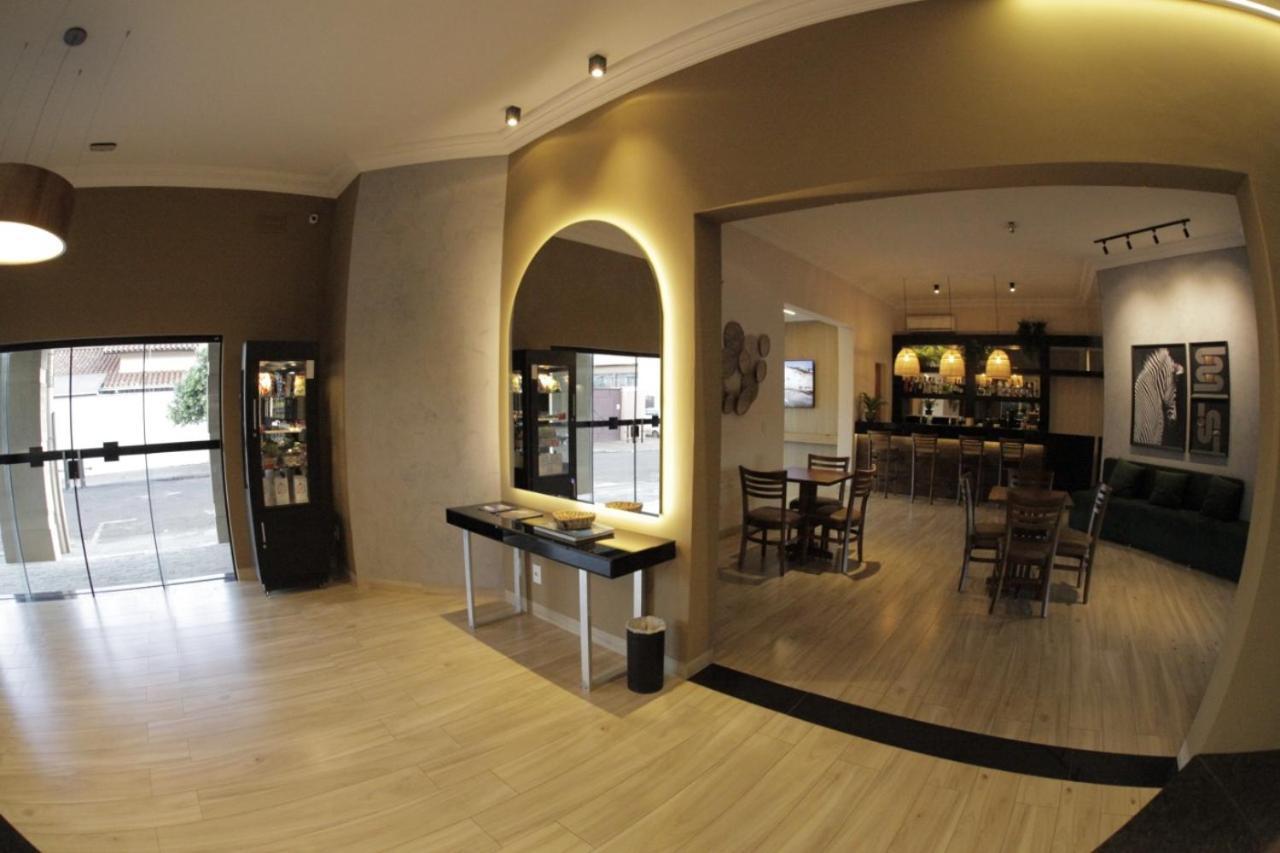 Savana Park Hotel Andradina Екстер'єр фото