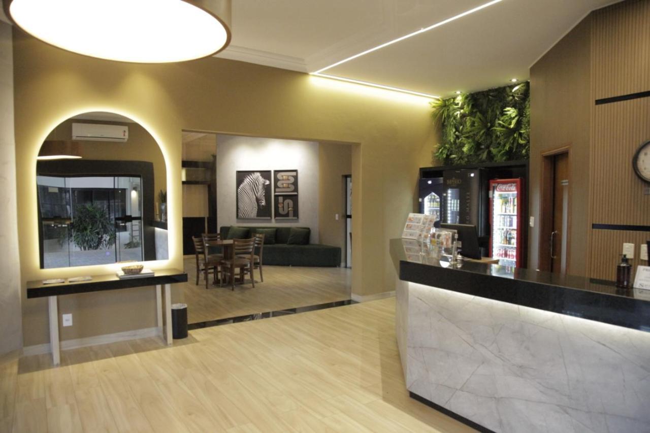 Savana Park Hotel Andradina Екстер'єр фото