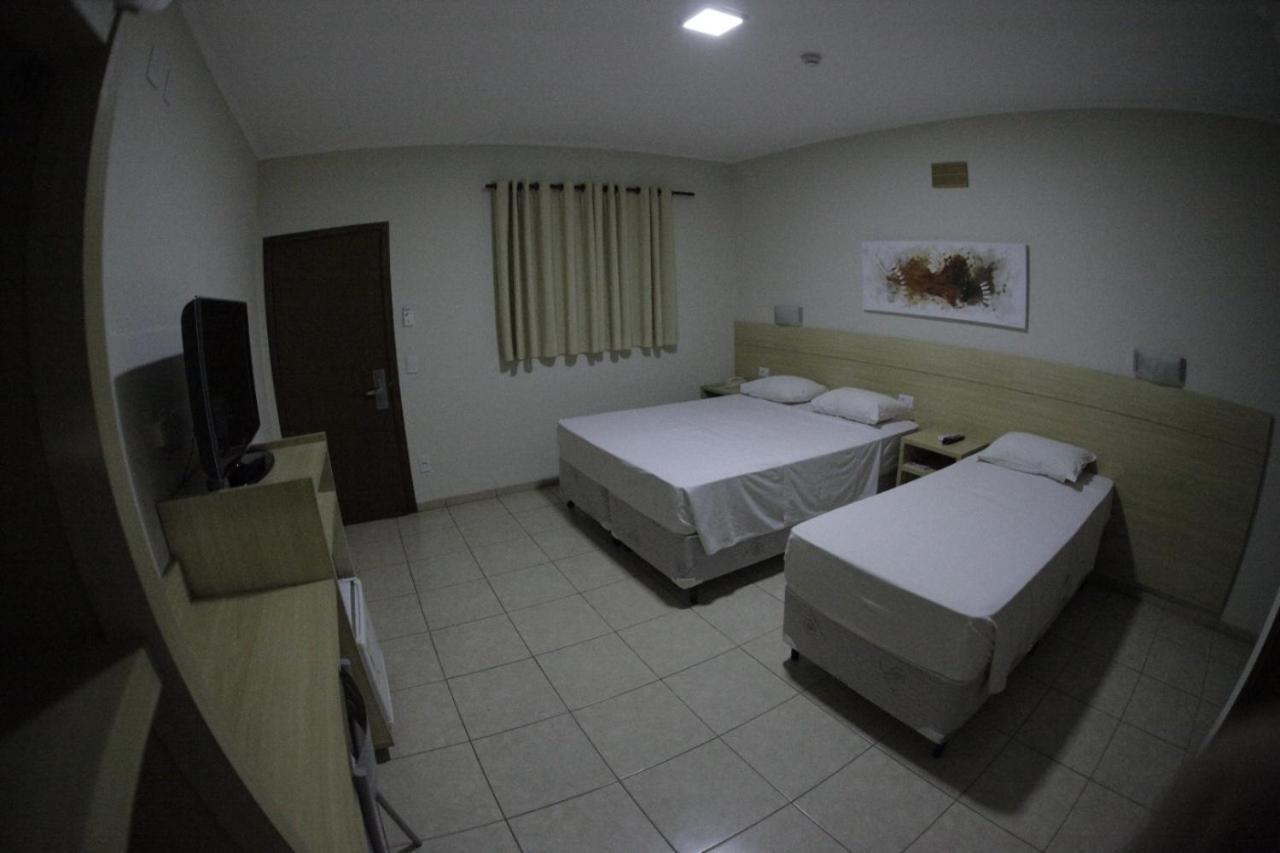 Savana Park Hotel Andradina Екстер'єр фото