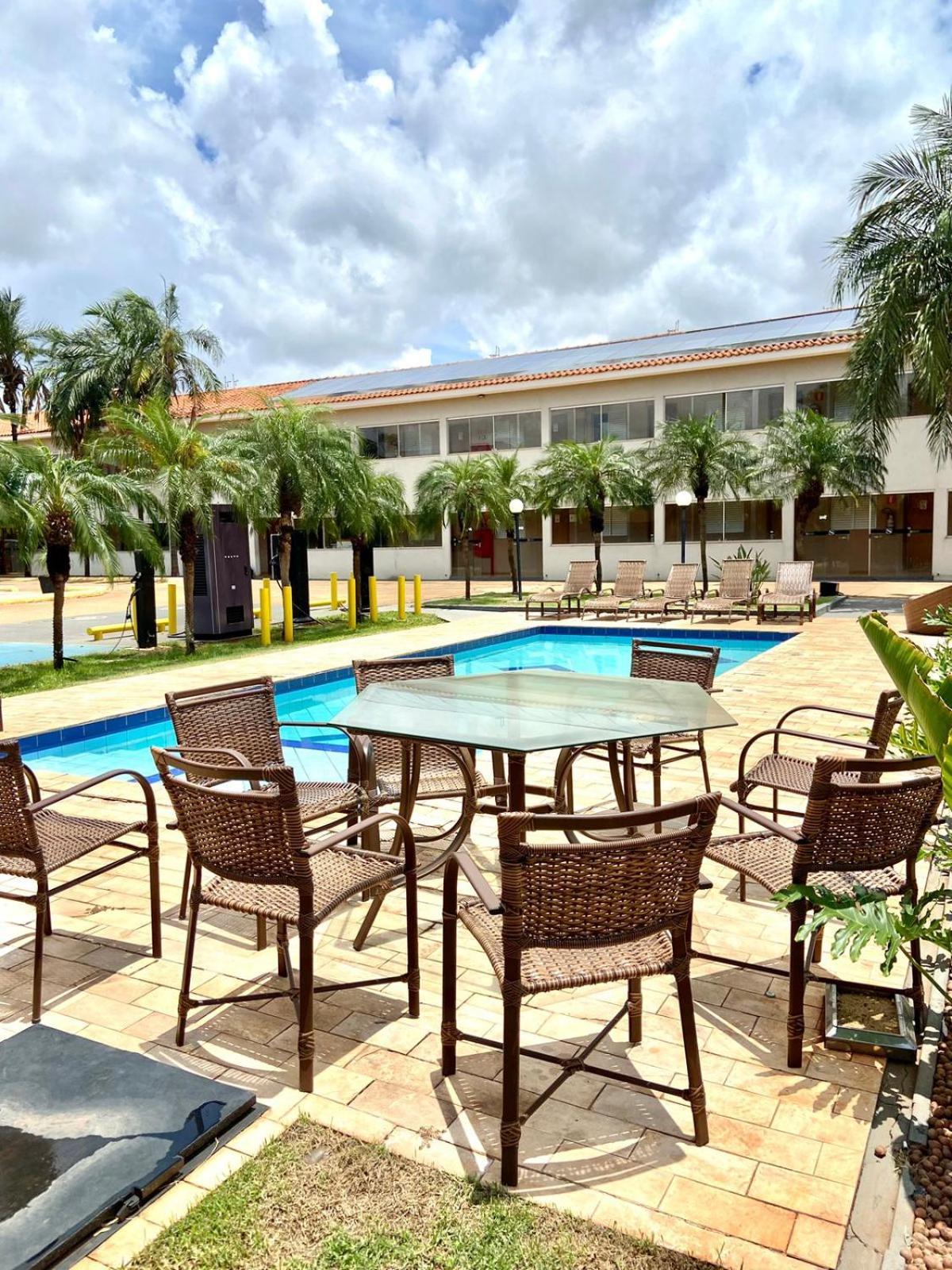 Savana Park Hotel Andradina Екстер'єр фото